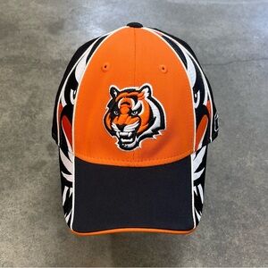 Vintage Reebok Cincinnati Bengals NFL Equipment Hat OSFA Bold Tiger Graphic RARE